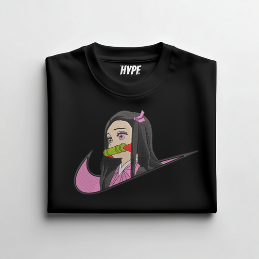 NEZUKO EMBROIDERED T-SHIRT